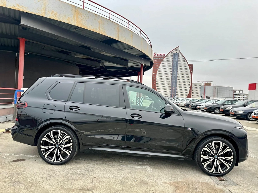 BMW X7, 2024г., полный привод, автомат