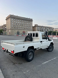 Toyota Land Cruiser, 2017г, полный привод, механика