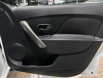 Renault Sandero, 2017г, передний привод, механика