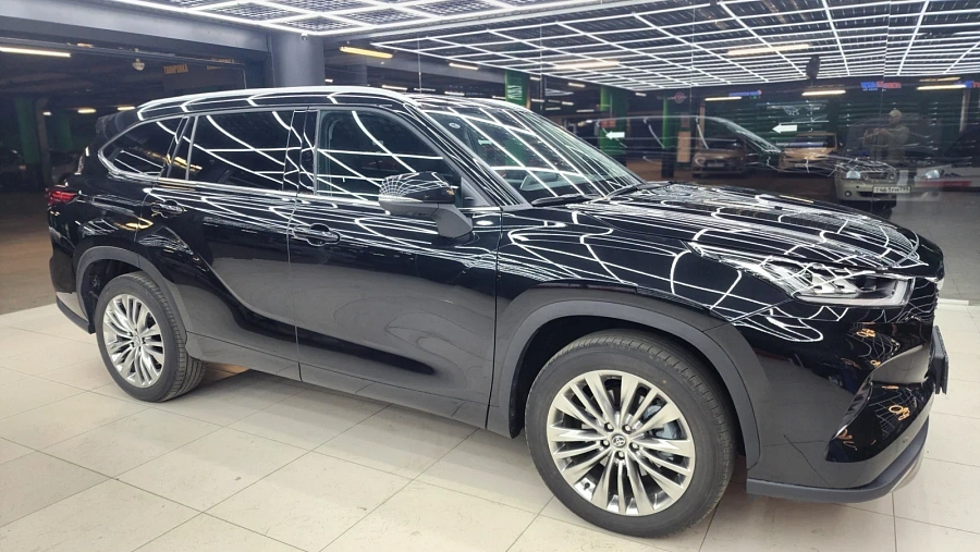 Toyota Highlander, 2025г., полный привод, автомат