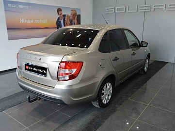 Lada (ВАЗ) Granta, 2019г., передний привод, механика