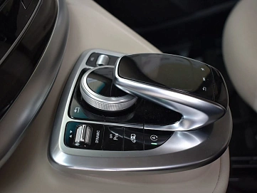 Mercedes-Benz V-Класс, 2018г., полный привод, автомат