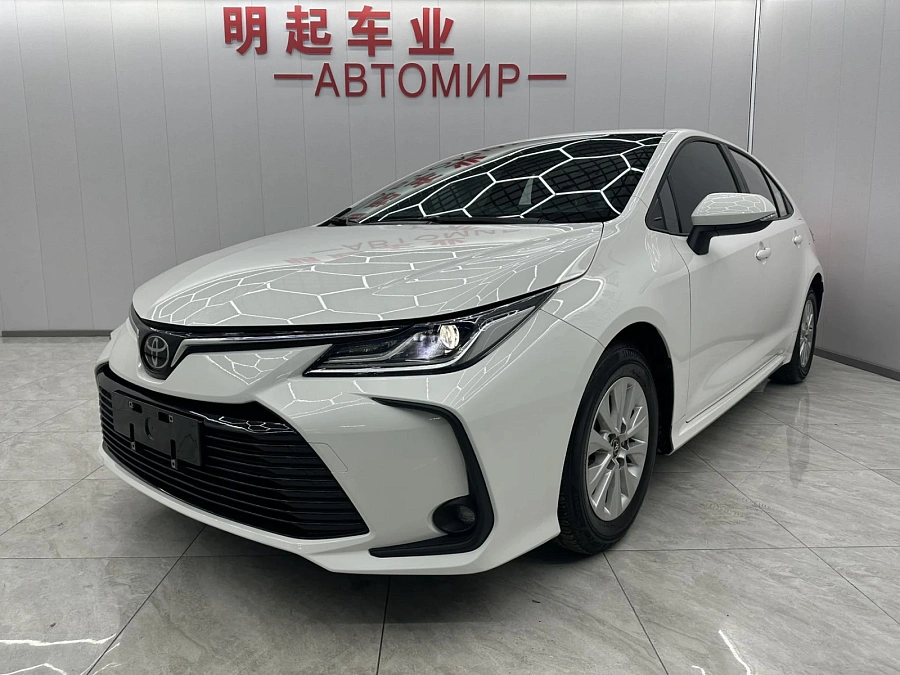 Toyota Corolla, 2021г., передний привод, вариатор
