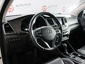 Hyundai Tucson, 2015г, полный привод, робот