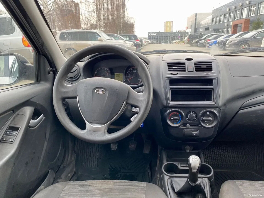 Lada (ВАЗ) Kalina, 2017г., передний привод, механика