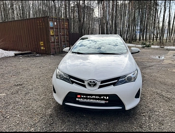 Toyota Auris, 2013г, передний привод, вариатор