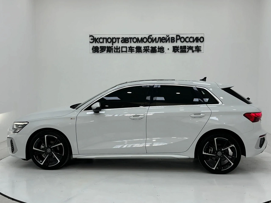 Audi A3, 2021г., передний привод, автомат