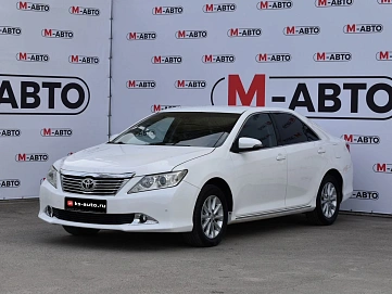 Toyota Camry, 2013г, передний привод, автомат