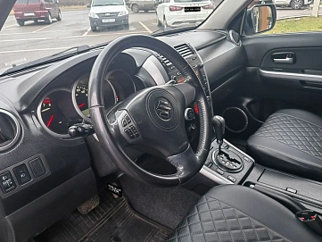Suzuki Grand Vitara, 2011г, полный привод, автомат