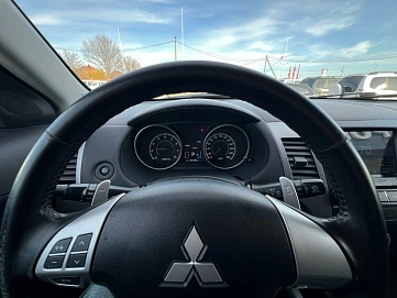 Mitsubishi Outlander, 2010г, передний привод, автомат