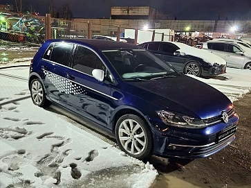 Volkswagen Golf, 2018г, передний привод, робот