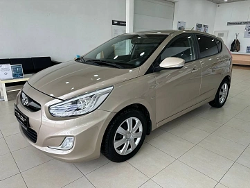 Hyundai Solaris, 2014г, передний привод, автомат