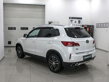 FAW Besturn X40, 2019г, передний привод, автомат
