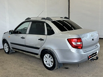 Lada (ВАЗ) Granta, 2013г, передний привод, механика