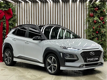 Hyundai Kona, 2018г, передний привод, робот