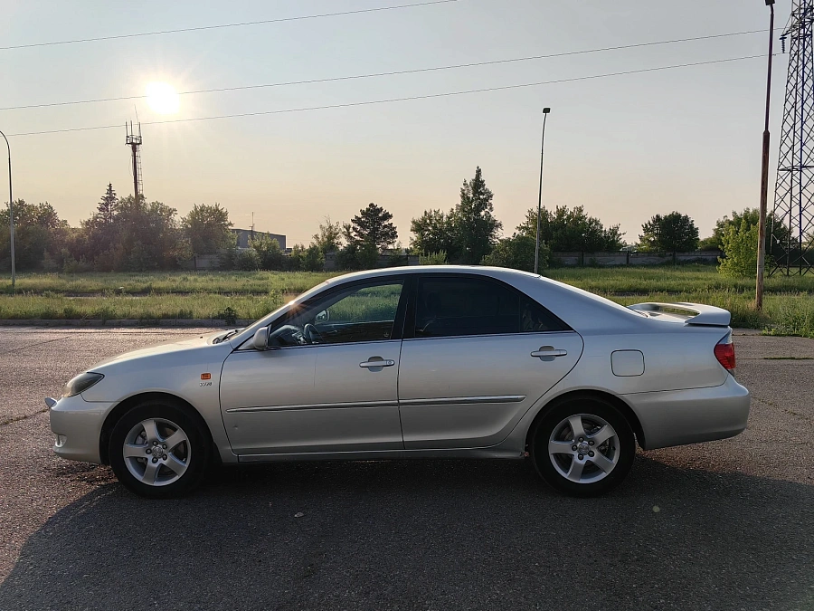 Toyota Camry, 2005г., передний привод, автомат