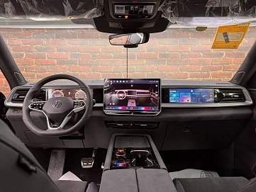 Volkswagen Teramont, 2025г, полный привод, робот