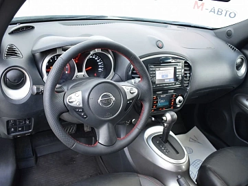 Nissan Juke, 2013г., передний привод, вариатор