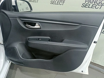 Kia Rio, 2021г, передний привод, автомат