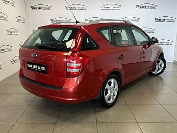 Kia Ceed, 2008г, передний привод, механика