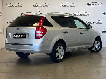 Kia Ceed, 2008г, передний привод, механика