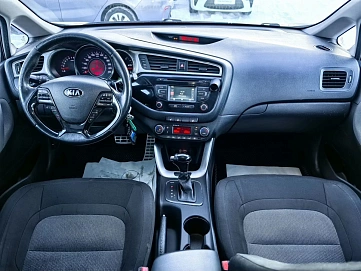 Kia Ceed, 2015г, передний привод, автомат
