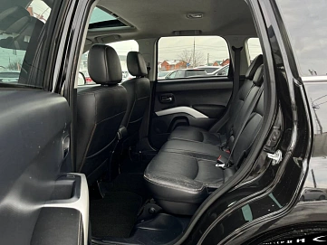 Citroen C-Crosser, 2010г, передний привод, автомат