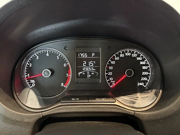Volkswagen Polo, 2017г, передний привод, автомат