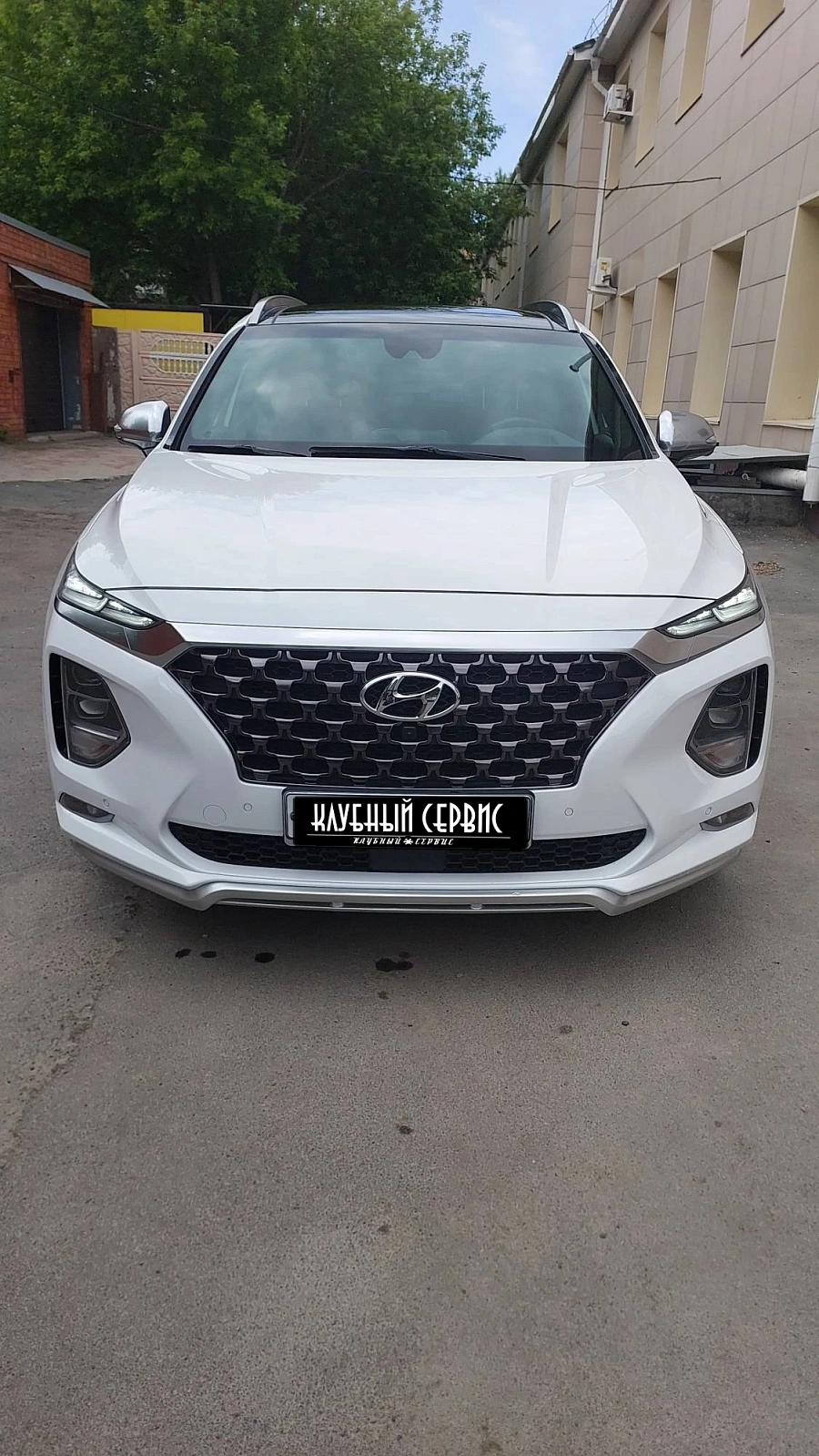 Hyundai Santa Fe, 2019г., полный привод, автомат