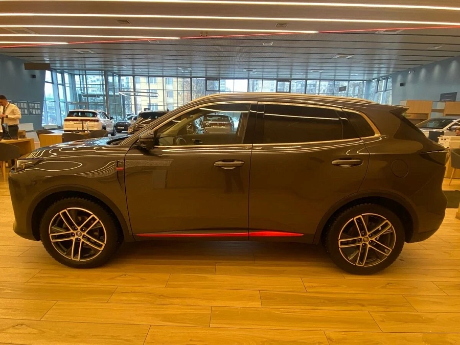 Changan UNI-S (CS55 Plus), 2024г., передний привод, робот