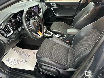 Kia Ceed, 2020г, передний привод, автомат