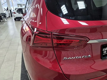 Hyundai Santa Fe, 2018г, полный привод, автомат