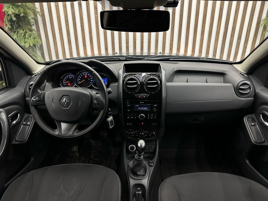 Renault Duster, 2017г., полный привод, механика