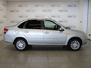 Lada (ВАЗ) Granta, 2013г, передний привод, механика