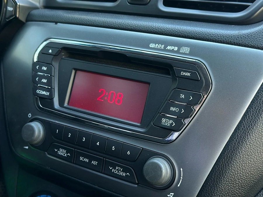 Kia Rio, 2013г., передний привод, механика