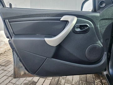 Renault Logan, 2010г, передний привод, механика