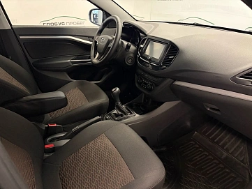 Lada (ВАЗ) Vesta, 2017г, передний привод, механика