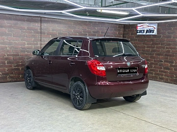 Skoda Fabia, 2012г, передний привод, механика