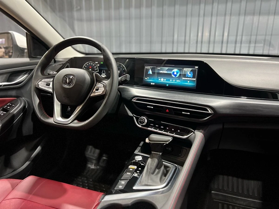 Changan Eado Plus, 2024г., передний привод, робот