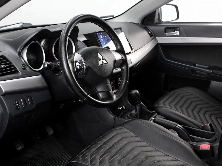 Mitsubishi Lancer, 2007г., передний привод, механика