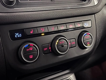 Volkswagen Tiguan, 2015г, передний привод, механика