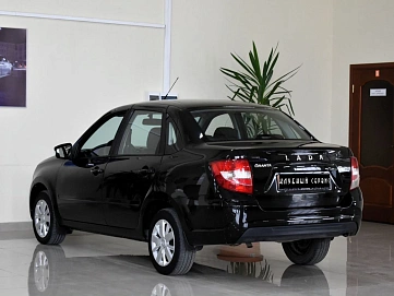Lada (ВАЗ) Granta, 2023г, передний привод, механика