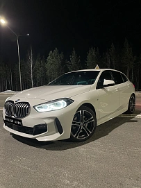 BMW 1 серии, 2020г, передний привод, робот