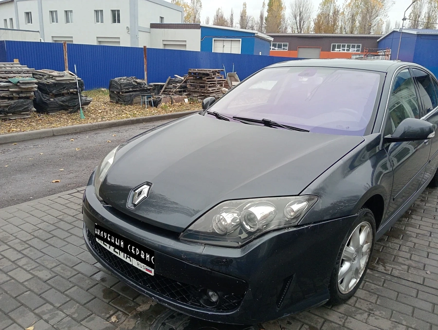 Renault Laguna, 2010г., передний привод, механика