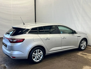 Renault Megane, 2017г, передний привод, механика