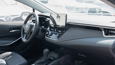 Toyota Corolla, 2024г, передний привод, вариатор