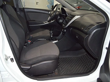 Hyundai Solaris, 2014г, передний привод, механика