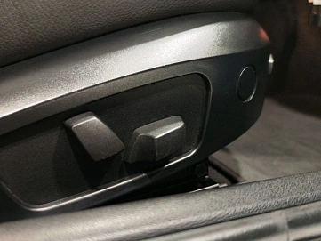 BMW 3 серии, 2006г, задний привод, автомат