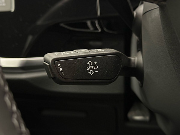 Audi Q3, 2024г, передний привод, робот