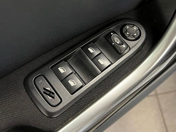 Peugeot 308, 2012г, передний привод, автомат